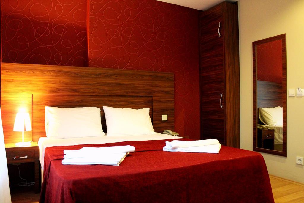 Somya Hotel Gebze Room photo