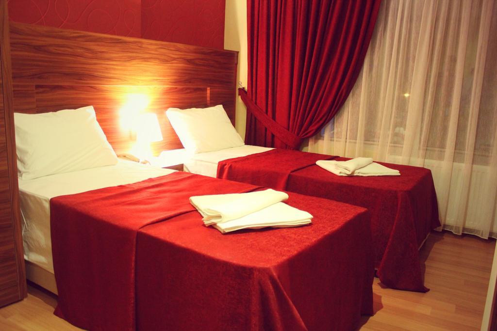 Somya Hotel Gebze Room photo